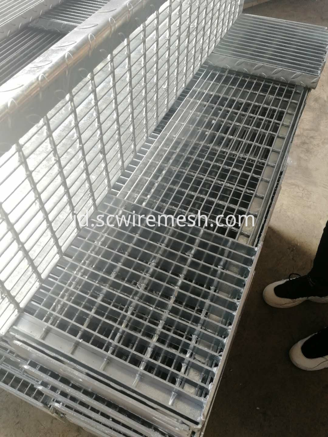 stainless steel grating